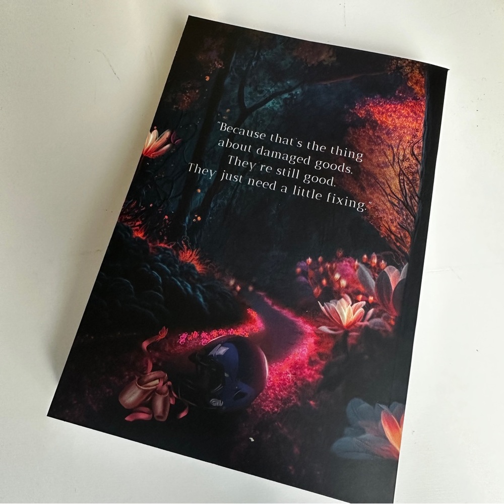 Probably Smut Damaged Goods by L.J. Shen signed by author special edition - Picture 4 of 4